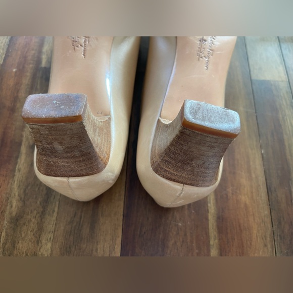 Salvatore Ferragamo heels - Picture 6 of 13